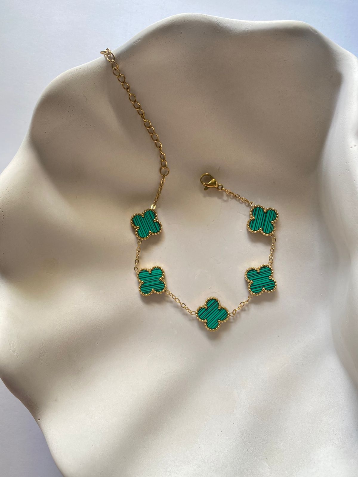 Emerald Clover Muse Bracelet