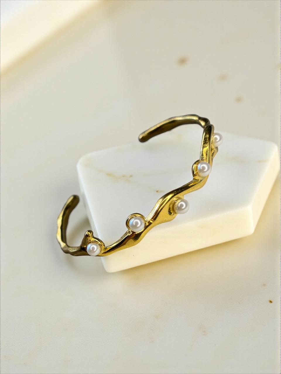 Moonlit Pearl Cuff