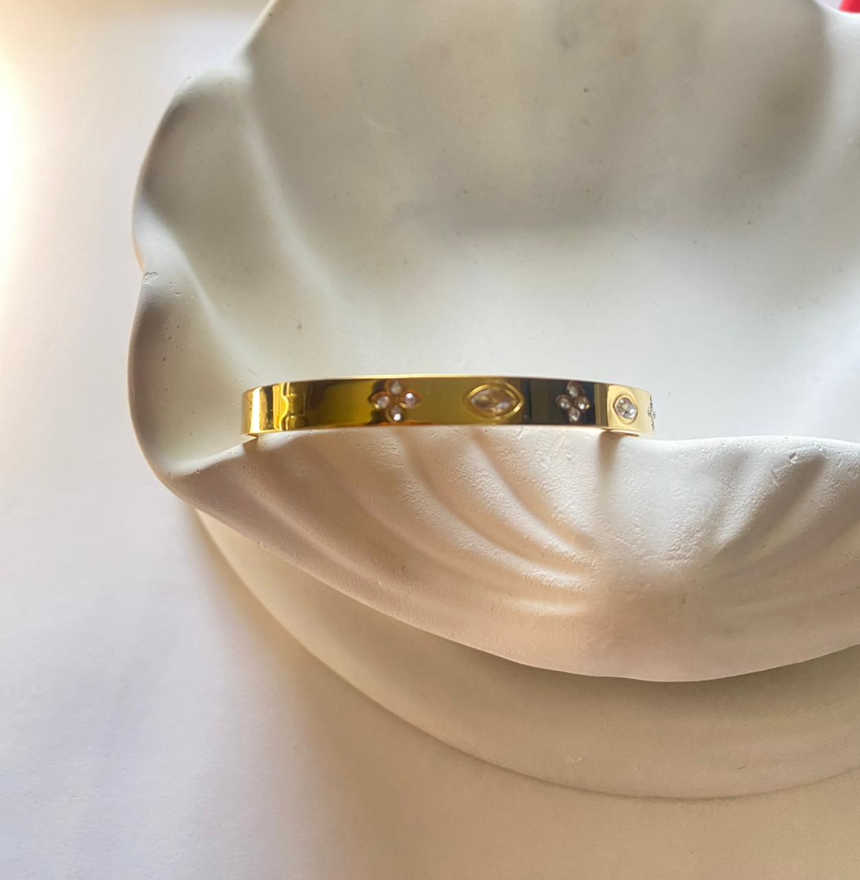 Golden Muse Luxe Crystal Bangle