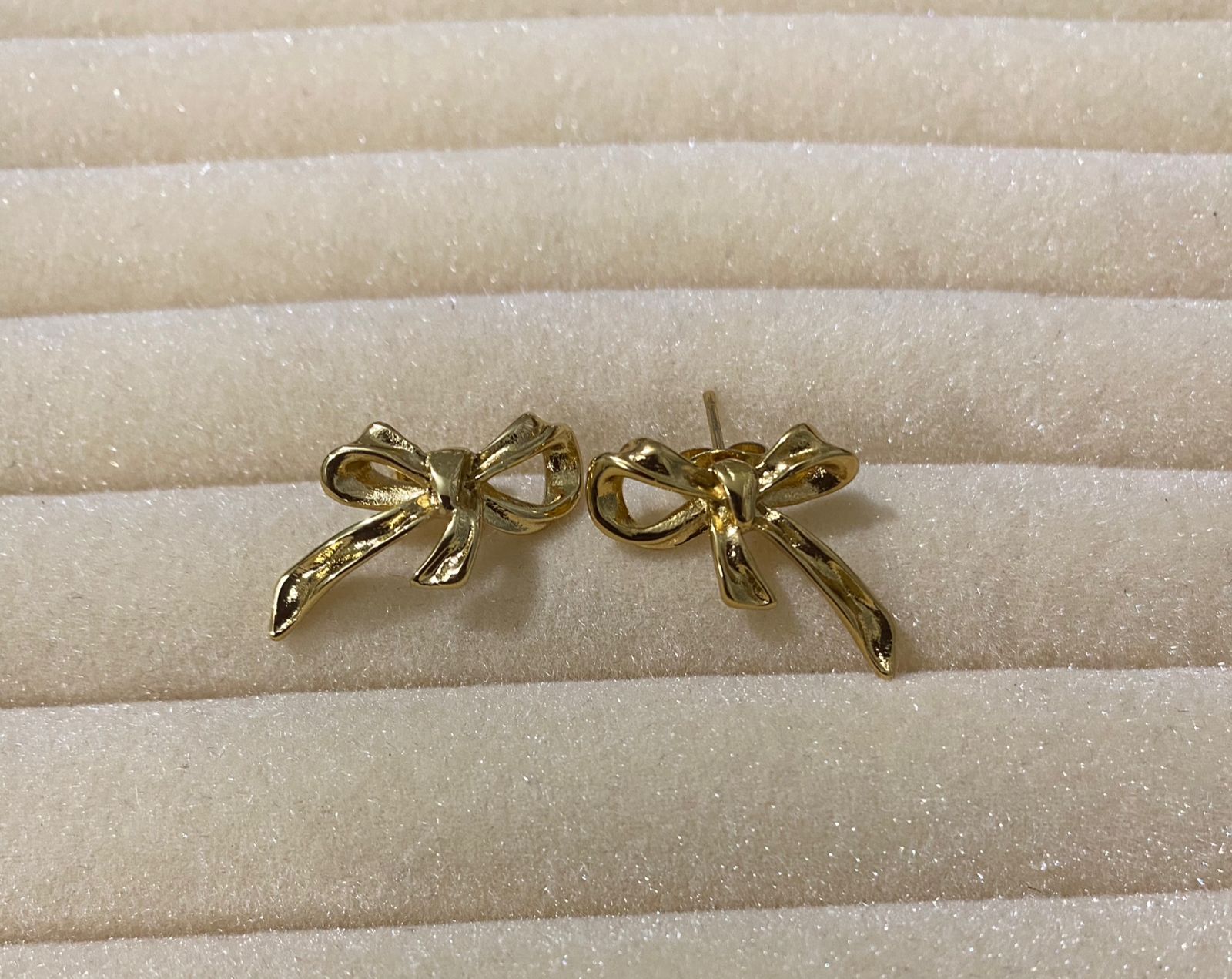 Golden Muse Bow Knot Gold Stud Earrings