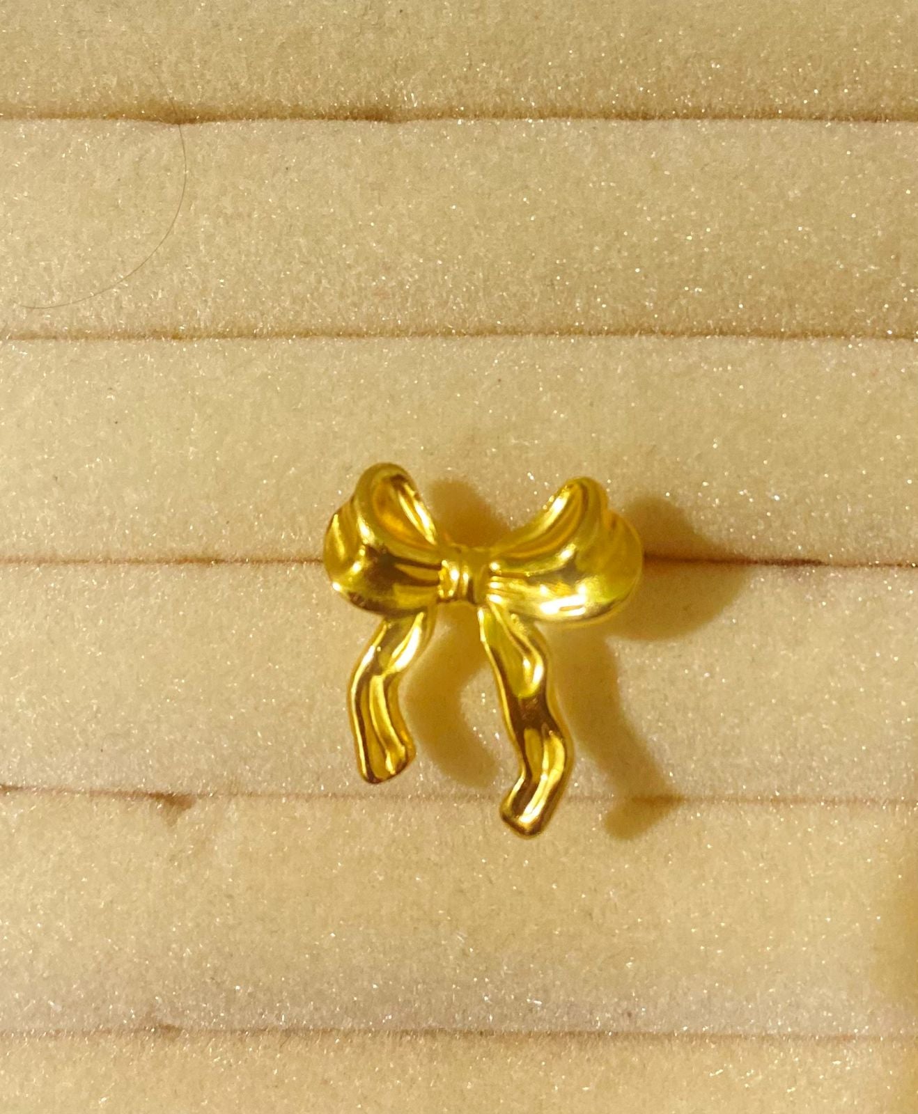 Golden Bow Ring – 18K Gold Plated