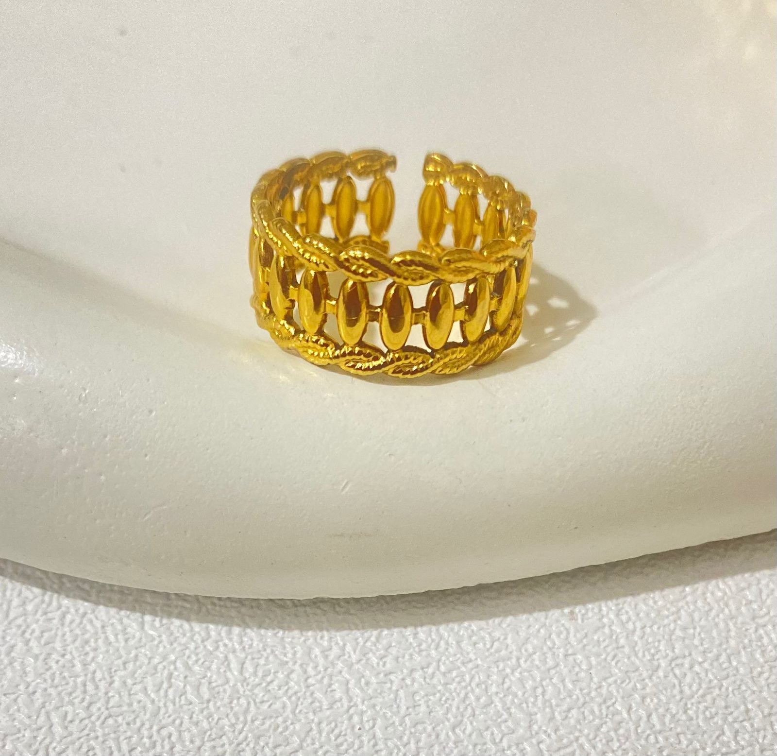 Golden Laurel Ring – 18K Gold Plated Adjustable for Women