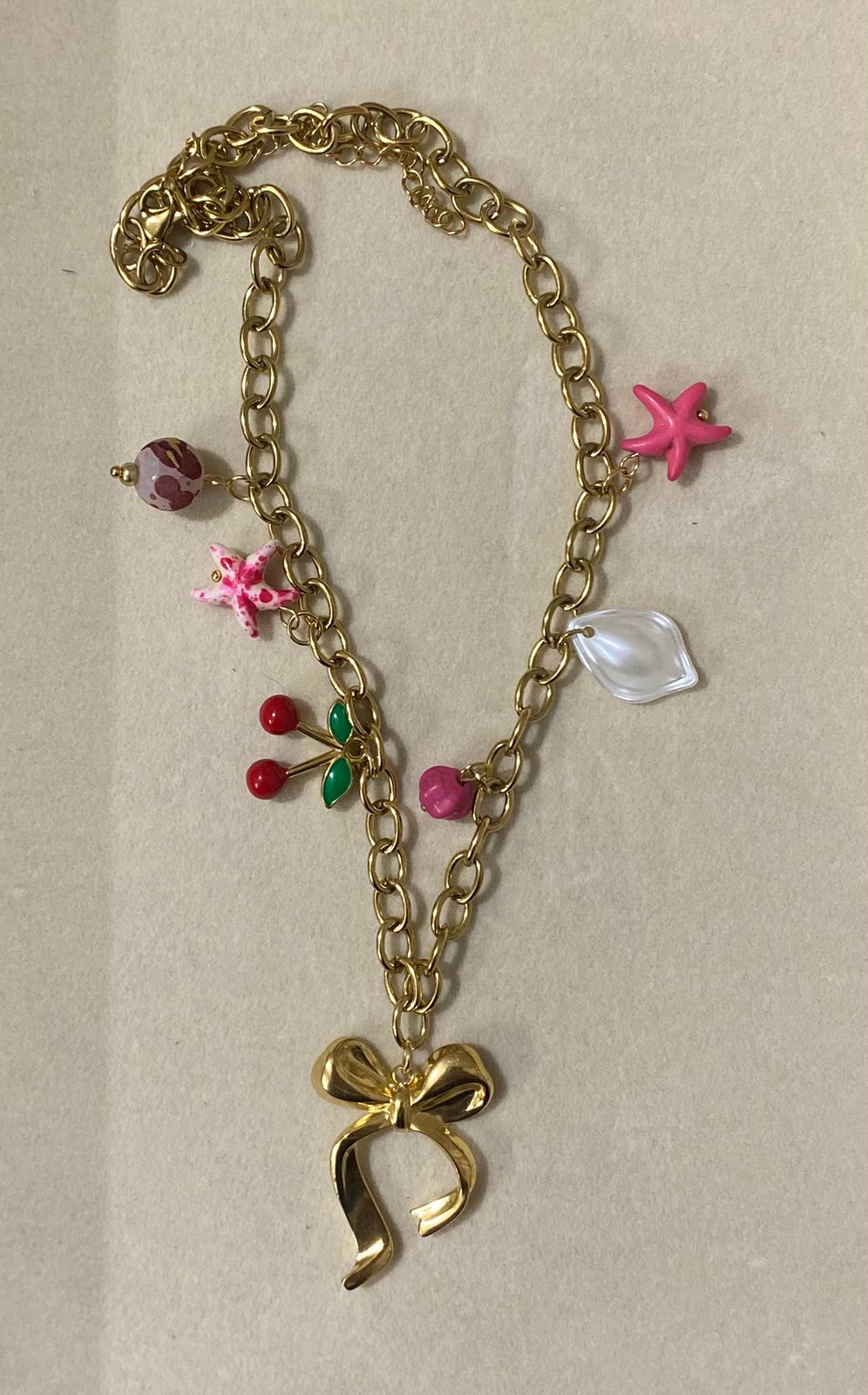 Golden Charm Bow Necklace – Colorful Dainty Pendant Chain